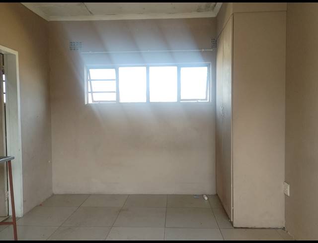16 BEDROOM APARTMENT BLOCK FOR SALE IN VEREENIGING CENTRAL